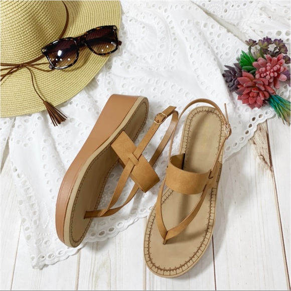 Infinity Raine Shoes - ✨LAST PAIR✨Nude thong wedge sandal